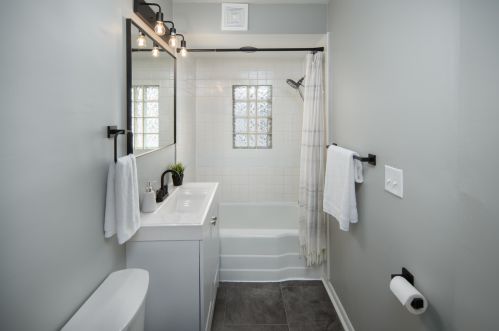 1214 Mason St, Grand Rapids MI 49503-1338 exterior