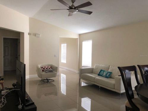 11502 Bay Gdn Loop, Riverview FL 33569-2032 exterior