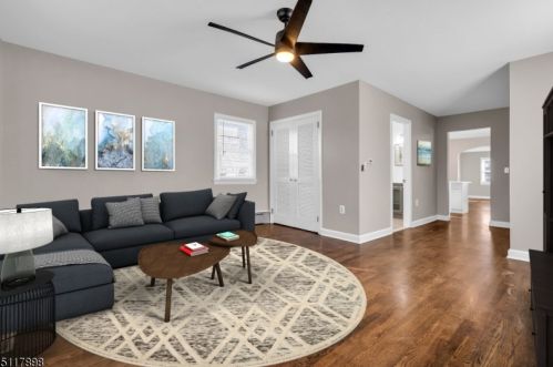 25 Morgan Ln, Bridgewater NJ 08807-3007 exterior