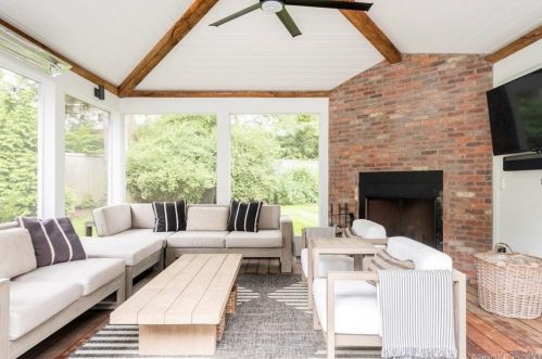 113 North Ave, Westport CT  06880-2727 exterior