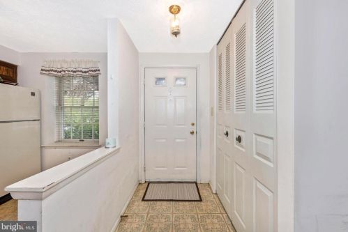 3734 Castle Ter, Silver Spring, MD 20904-4702