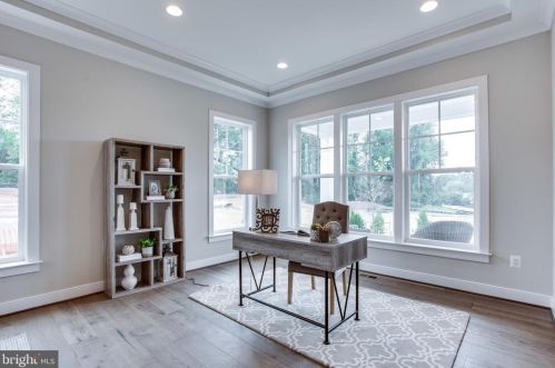 1978 Kirby Rd, Mc Lean VA 22101-5326 exterior