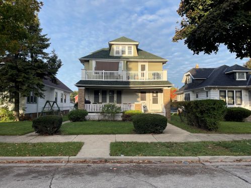 4169 21st St, Milwaukee WI  53209-6702 exterior