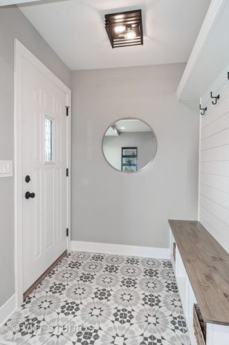 5904 59th St, Chicago, IL 60638-3603