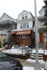 678 3rd St, Brooklyn NY  11218-5717 exterior