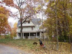 111 Gibbs St, Newton, MA 02459-1927