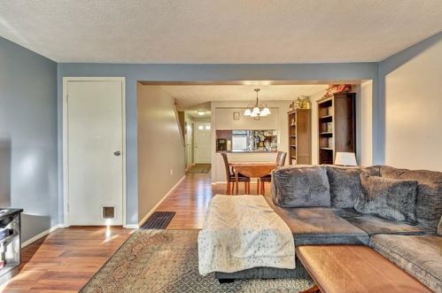 708 Bonnie Brae Dr, Moon Twp PA 15108-3855 exterior