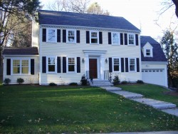 32 Country Club Rd, Newton, MA 02459-3064