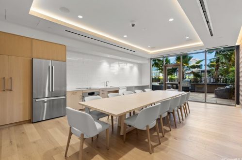 1388 Kapiolani Blvd, Honolulu HI  96814-3620 exterior