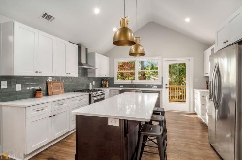 130 Mellrich Ave, Atlanta GA  30317-1416 exterior