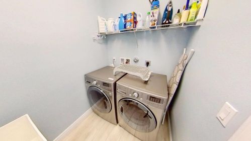 898 Curtis St, Fort Pierce FL 34983-1935 exterior