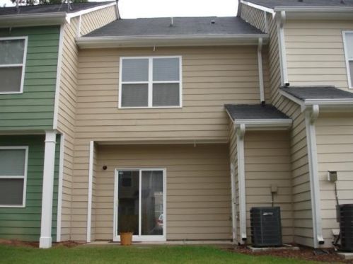 1720 Bayrose Cir, Atlanta GA  30344-1693 exterior