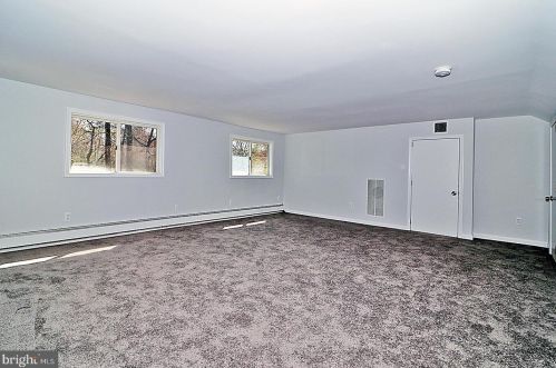 405 Conifer Dr, Lacey NJ  08731-1925 exterior