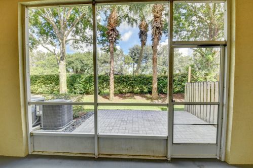 9737 Porta Leona Ln, Boynton Beach FL 33472-2775 exterior