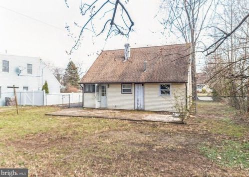 15 Dunmore Ave, Trenton NJ 08618-1937 exterior