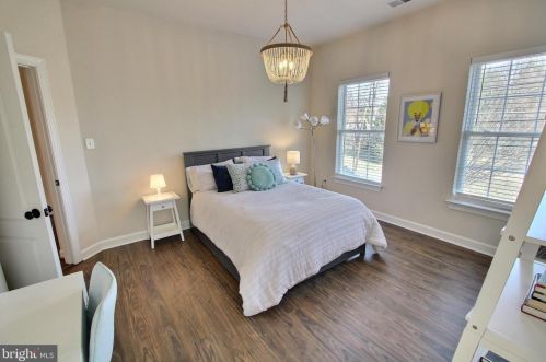 405 Great Falls Rd, Rockville MD  20850-2883 exterior