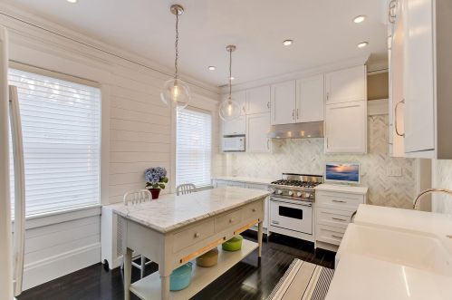 872 Goodrich Ave, Saint Paul MN 55105-3124 exterior