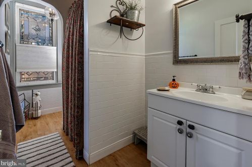 32 Franklin Ave, Camden NJ 08108-1117 exterior