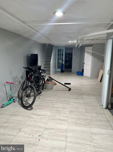 1075 Allengrove St, Philadelphia PA  19124-2944 exterior