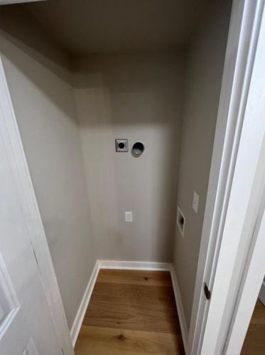 155 Hemphill School Rd, Atlanta GA  30331-1621 exterior