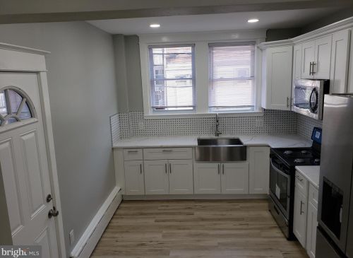 5537 Loretto Ave, Philadelphia PA  19124-1714 exterior