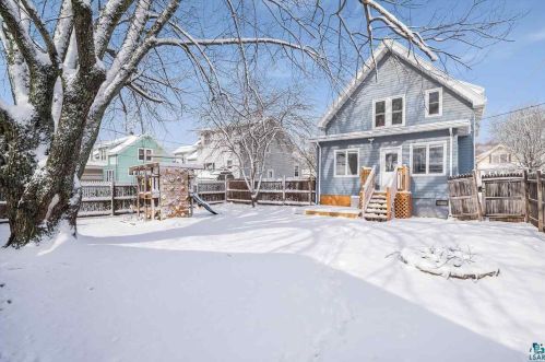 3822 4 St, Duluth MN 55804-1841 exterior