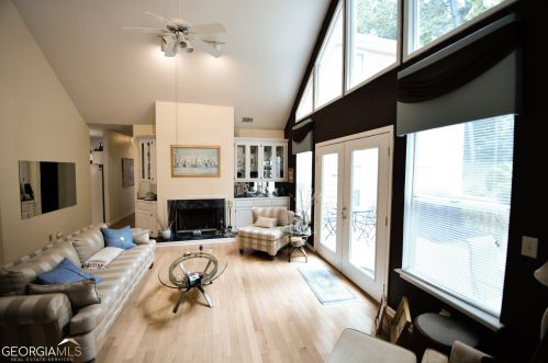 6407 Valerie Blf, Lithonia GA 30058-6185 exterior