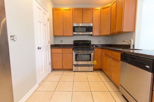 3146 George St, Chicago IL  60647-7626 exterior