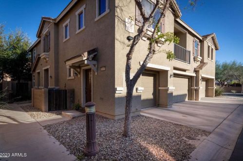 7525 31st Pl, Phoenix AZ  85042-6061 exterior