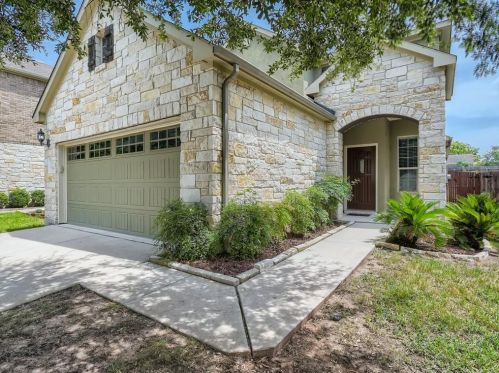 9961 Aly May Dr, Austin TX  78748-1406 exterior