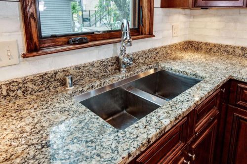 1610 Madison St, Madison WI  53711-2122 exterior