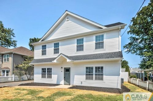 48 Brookville Rd, Edison, NJ 08817-4141