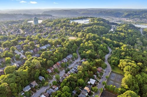 6620 Jackson St, Pittsburgh PA 15206-1764 exterior