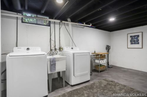 4513 Terry Dr, Grand Rapids MI 49512-5338 exterior