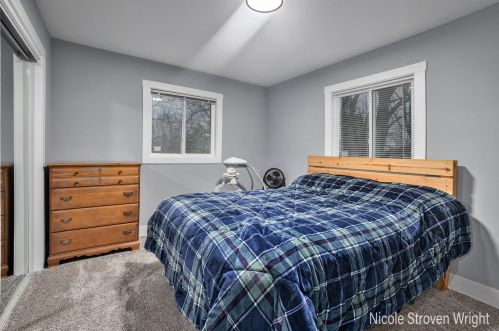 4013 8th Ave, Wyoming MI  exterior