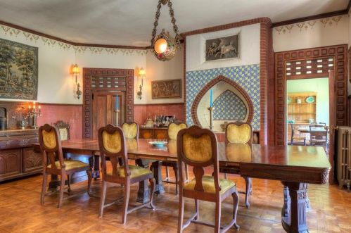 97 Ruggles Ave, Middletown RI 02840-4351 exterior