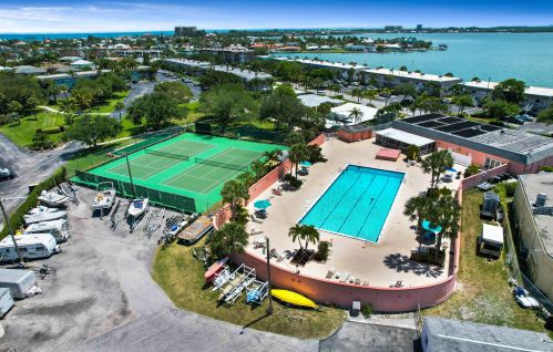 1151 Carlton Ct, Fort Pierce FL  34949-3052 exterior