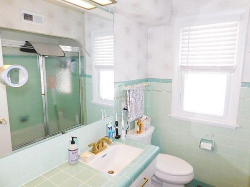 3668 1st St, Milwaukee WI  53207-3215 exterior