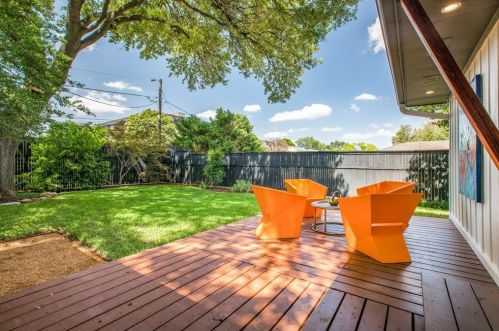 10425 Clary Dr, Dallas TX  75218-1110 exterior