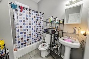 3829 Maypole Ave, Chicago IL 60624-2305 exterior