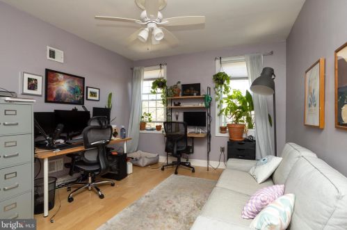 807 Leithgow St, Philadelphia PA 19123-1440 exterior