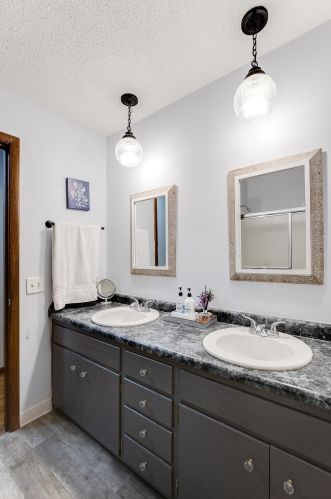 13825 Gladiola Way, Saint Paul MN  55124-7340 exterior