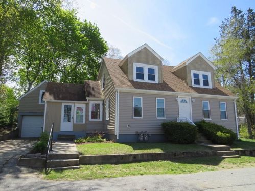 50 Carriere Ave, Woonsocket, RI 02895-6108