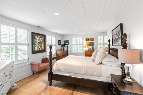 168 Rowayton Ave, Norwalk CT 06853-1237 exterior