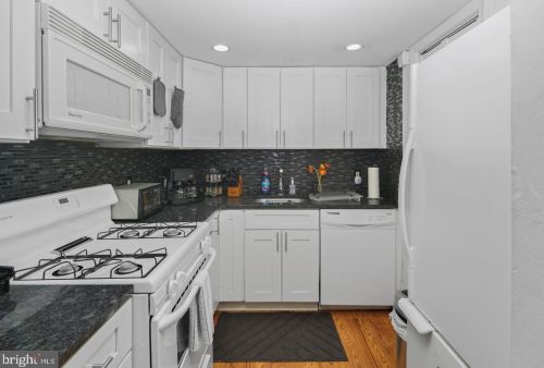 740 20th St, Philadelphia PA  19130-2004 exterior