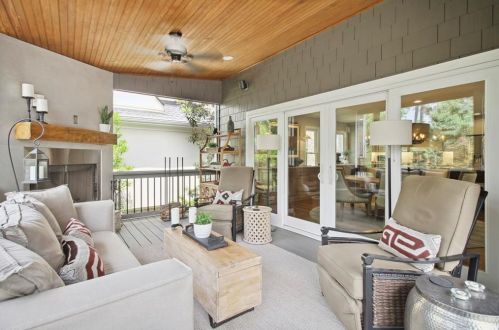 1401 Canoochee Dr, Atlanta GA exterior