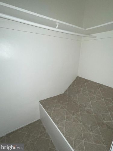 1418 Martha Custis Dr, Alexandria VA 22302-2028 exterior