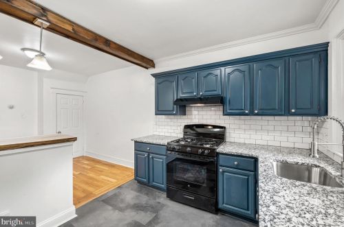 35 3 St, Darby PA 19023-3107 exterior