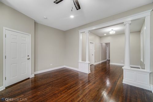 3750 Cermak Rd, Chicago IL  60623-3013 exterior