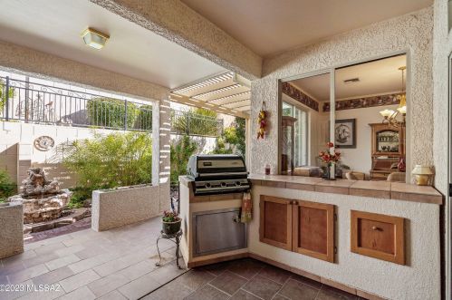 7451 Maritime Dr, Tucson AZ 85756-9151 exterior